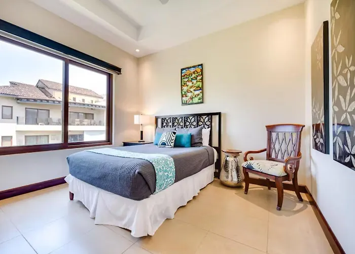 Hébergement de vacances Penthouse: Ocean Views, 2 Pools *