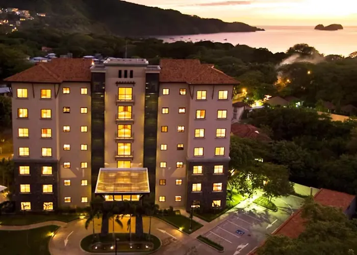 Hébergement de vacances Penthouse: Ocean Views, 2 Pools *